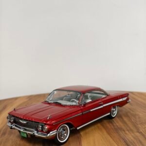 Chevrolet Impala Sport Coupe 1961 Red 1:18 Sunstar