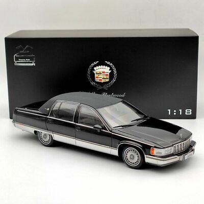 Dealer Edition Cadillac Fleetwood Brougham 1992-1994 Diecast Edition 1:18