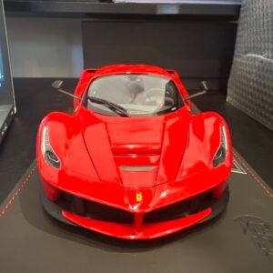 La Ferrari 1:18 Rossi Corsa