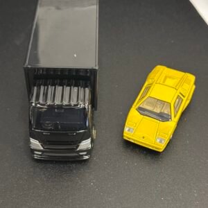 Lamborghini Countach 25th Anniversary 1:64 Black & Yellow