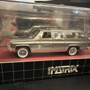1981 Chevrolet Suburban 1:43 Gray