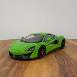 McLaren 570S 1:18 Green