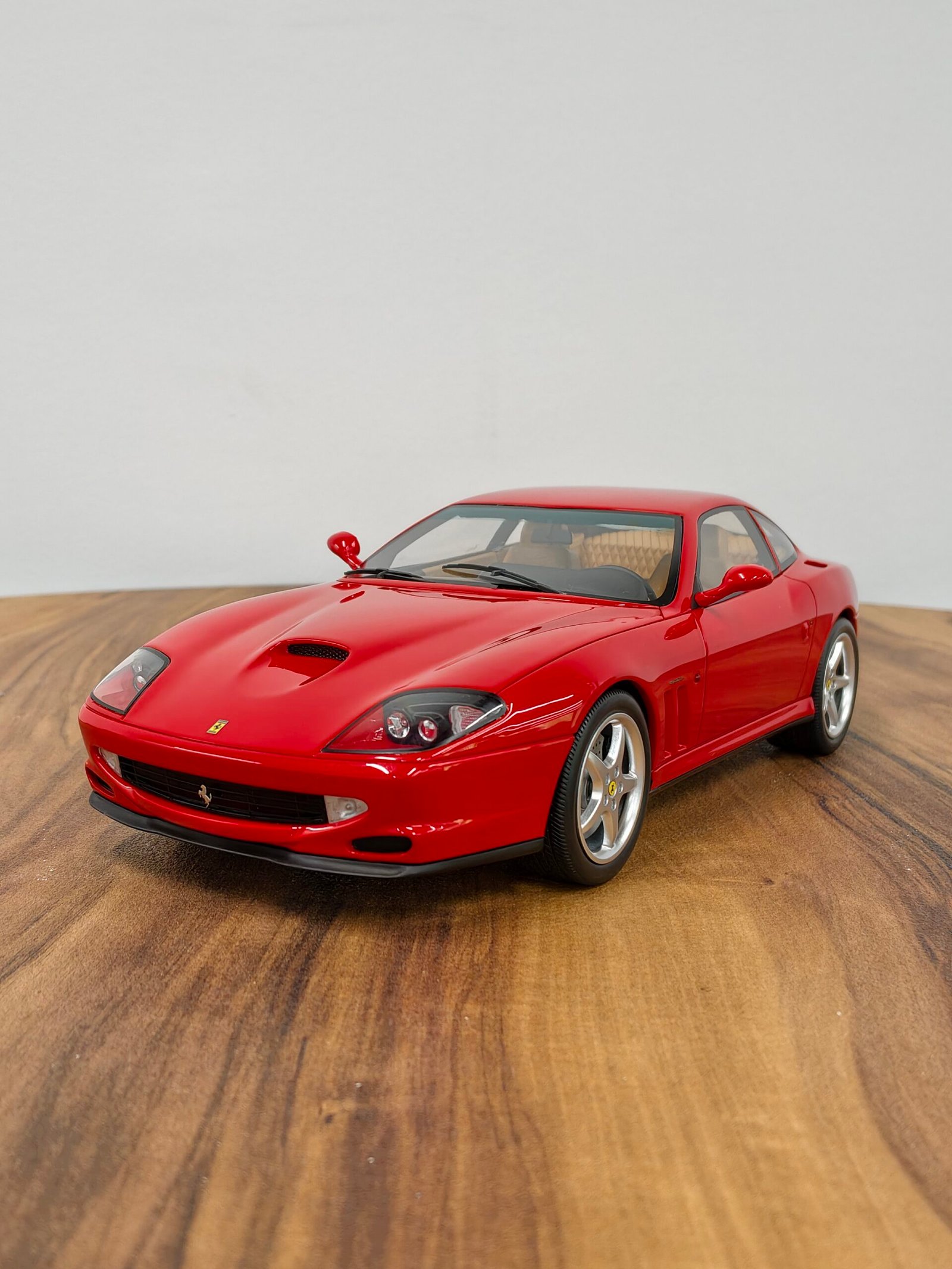 1996 Ferrari F550 Maranello Gran Turismo – GT335 Red 1:18