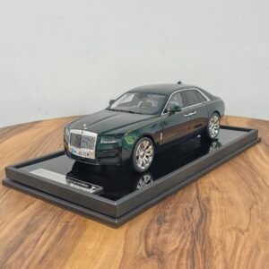 Rolls Royce Ghost Extended 1:18 Green