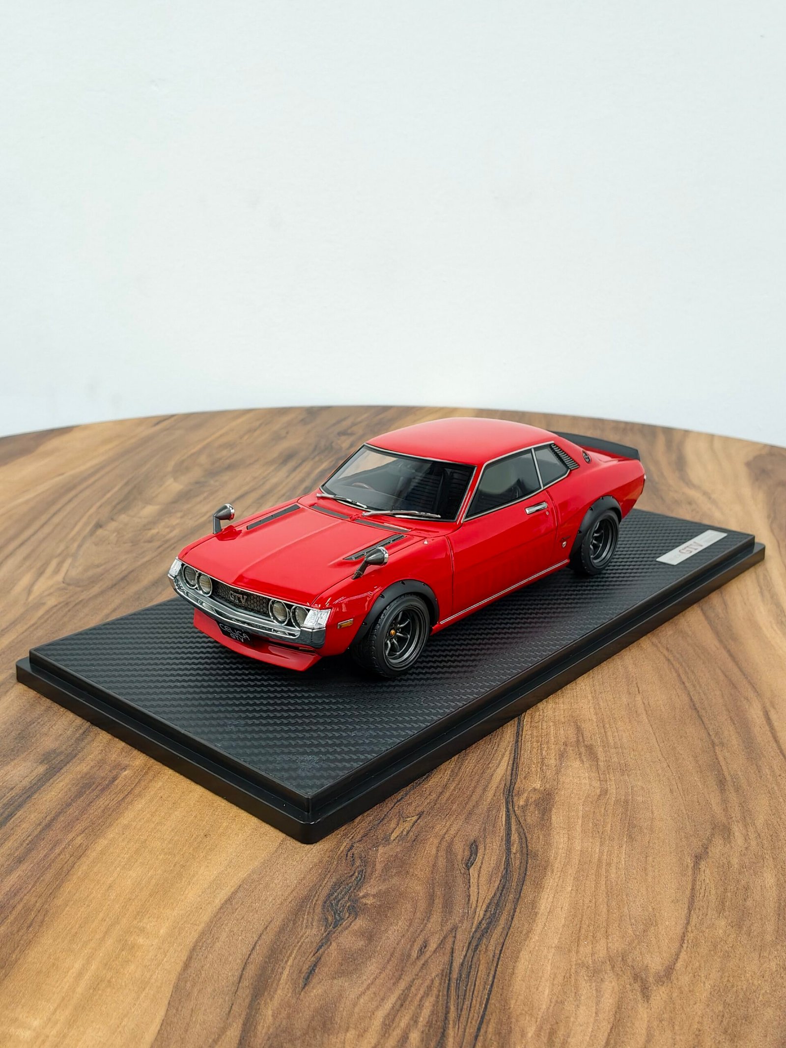 Toyota Celica 1600GTV TA22 Red 1:18