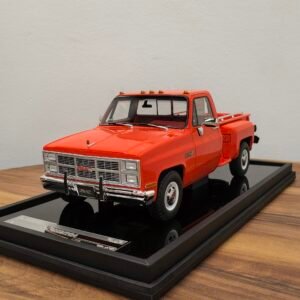 GMC Pickup Sierra Classic 1984 Orange 1:18