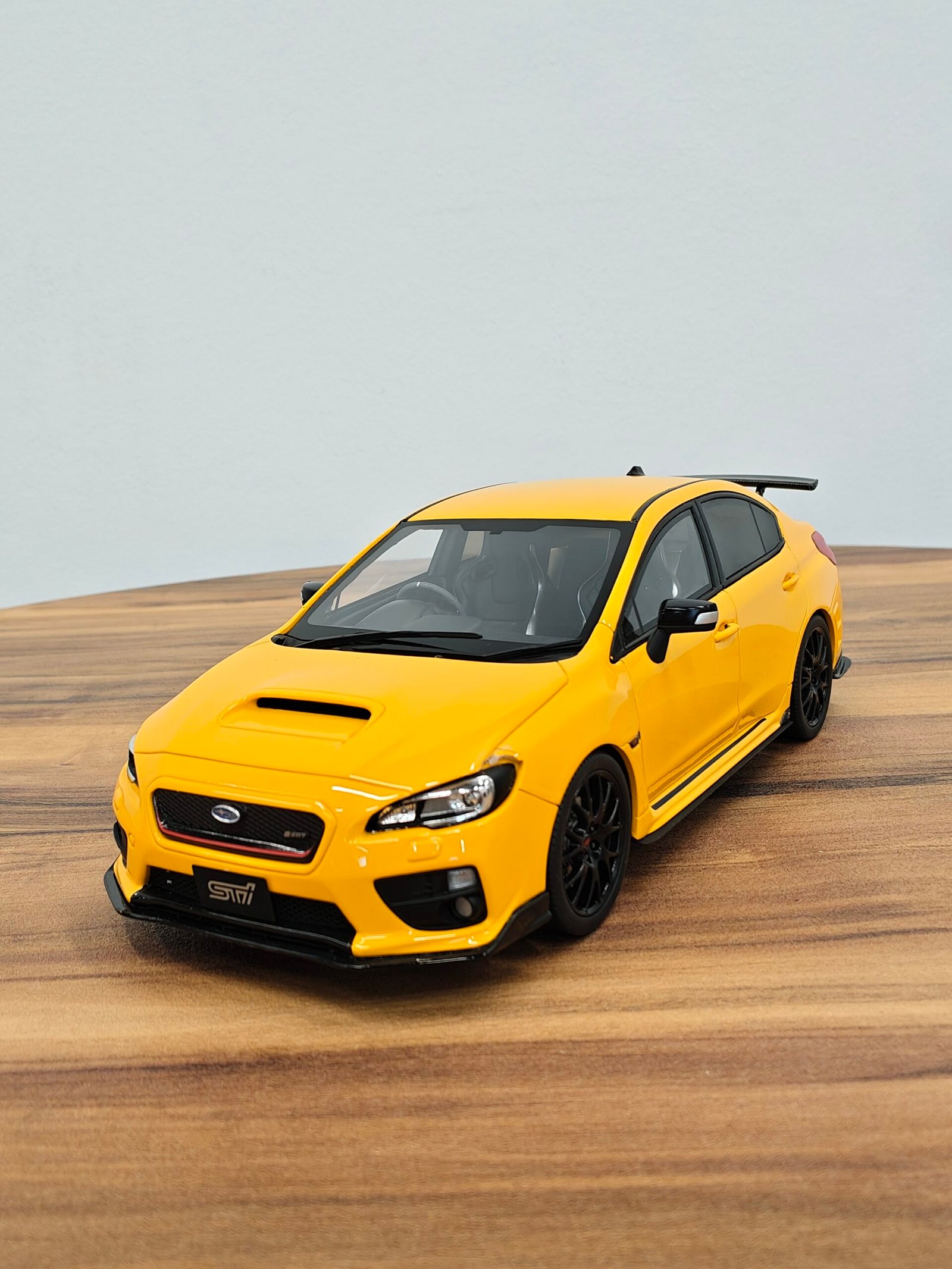 Subaru S207 Challenge Package (Yellow) Scale 1:18
