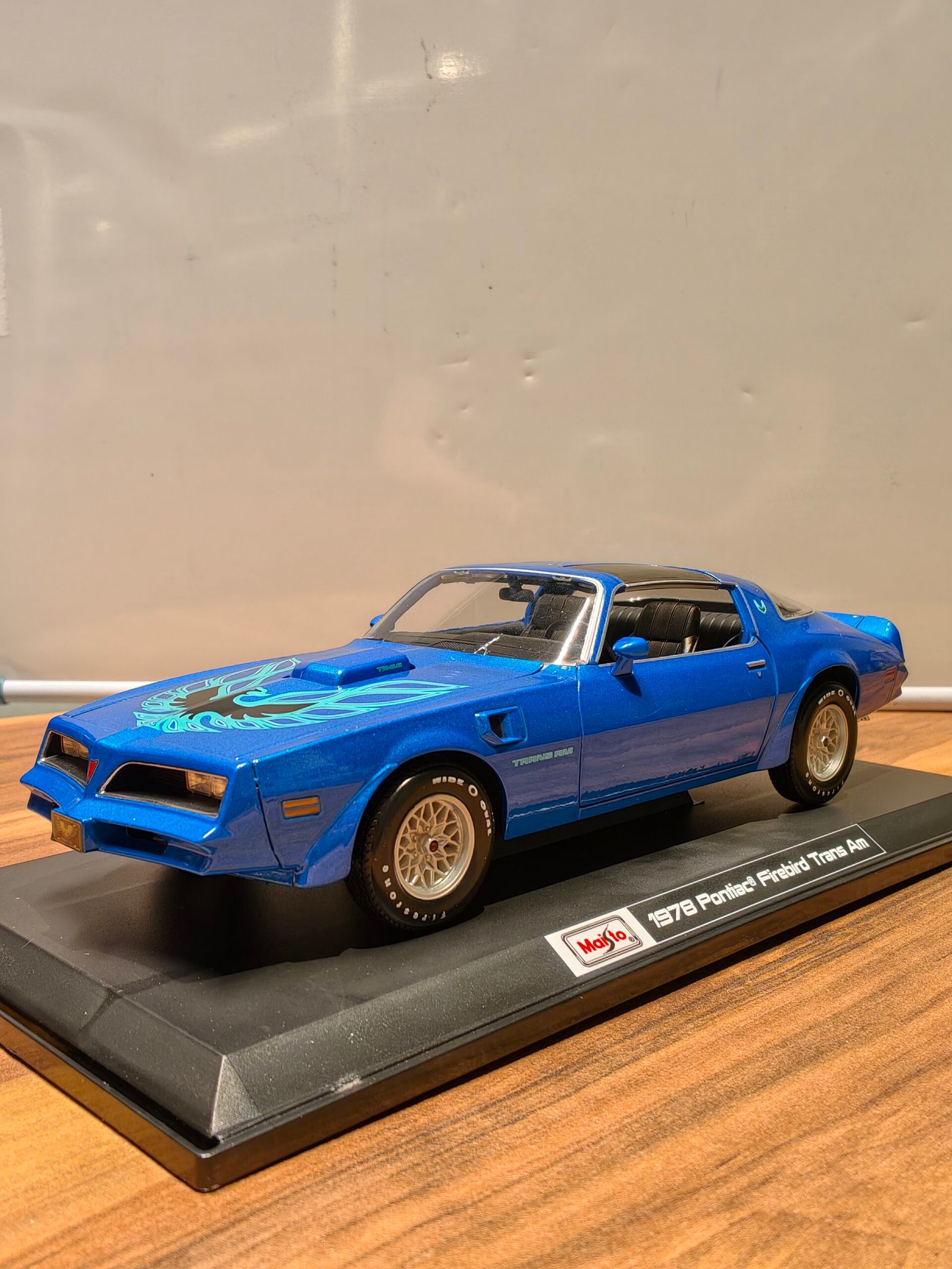 1978 Pontiac Firebird Trans Am 1/18 Blue