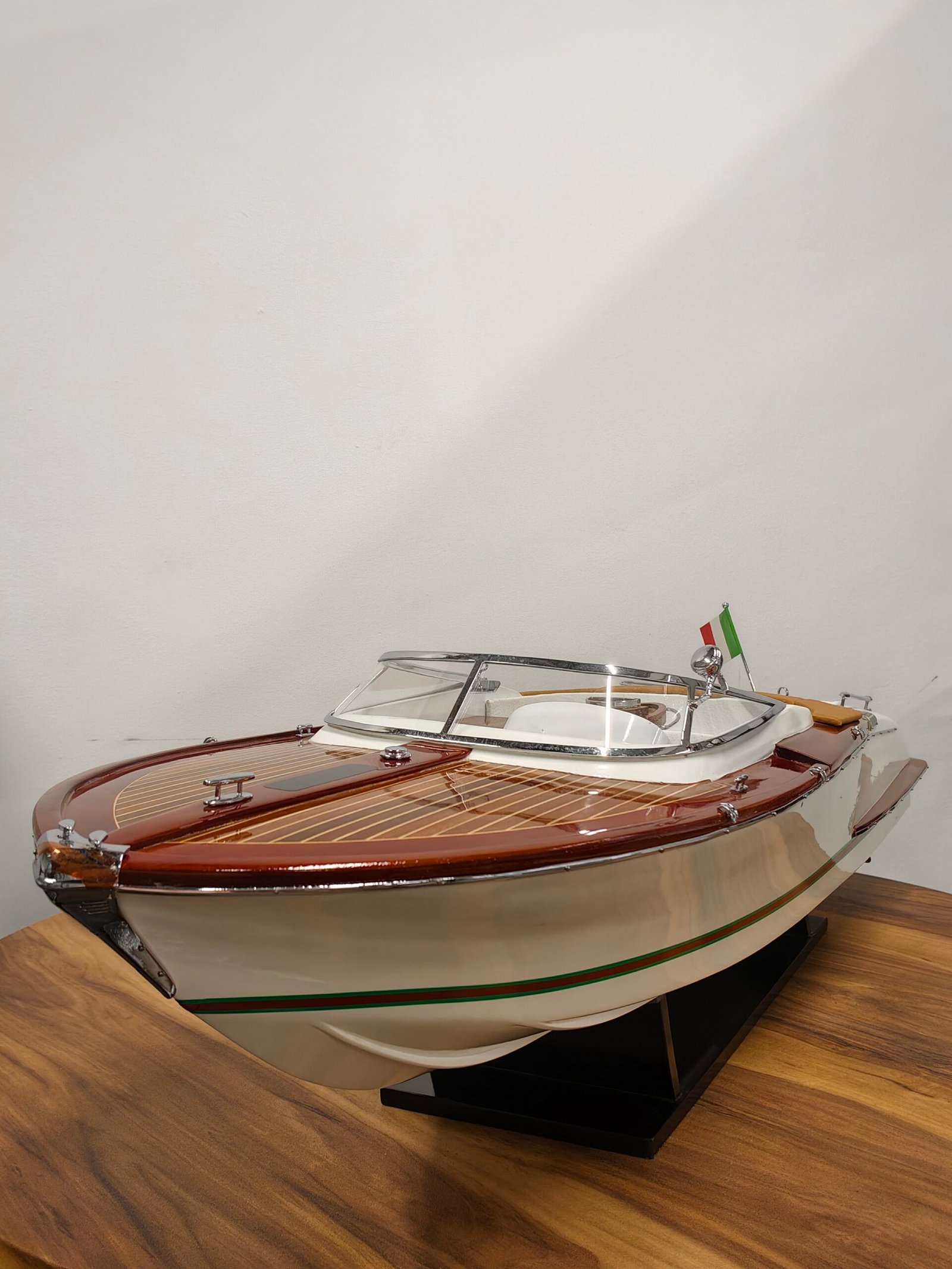 RIVA AQUARIVA GUCCI YACHT SB0055P